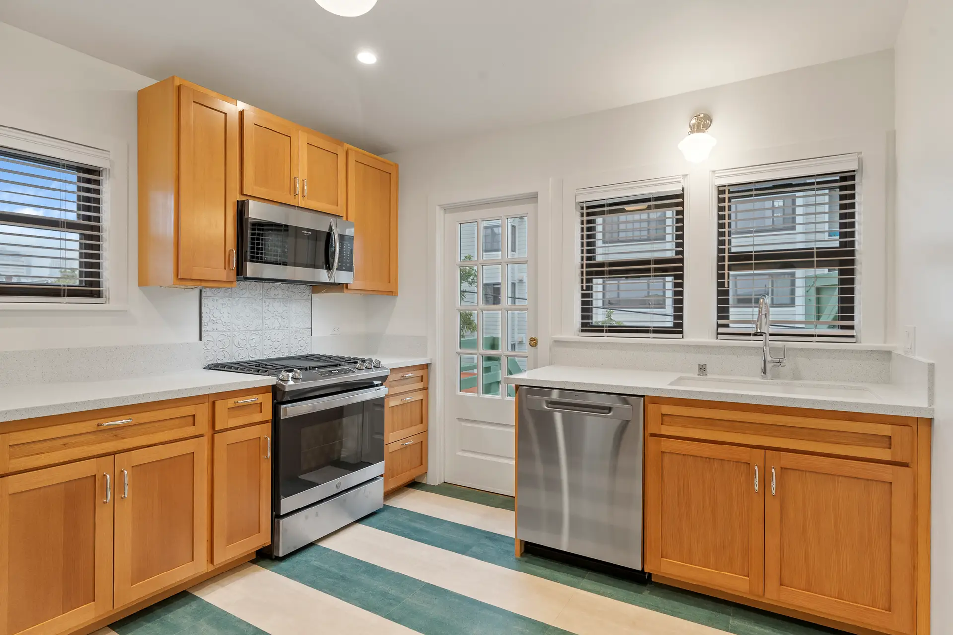 Victorian interior renovation Bankers Hill San Diego — completed unit overview by Keith Roberti Design